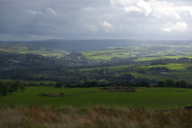 Huddersfield, Batı Yorkshire, İngiltere, Ekim 2013, Huddersfield manzarası ve Castle Hill çevresi