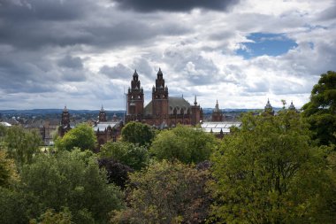 Glasgow, İskoçya, 8 Eylül 2013, Kelvingrove Sanat Galerisi ve Argyle Caddesi yakınlarındaki Kelvingrove Park Müzesi