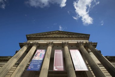 Liverpool, Merseyside. Haziran 2014, Walker Sanat Galerisinin dış görünüşü ve girişi