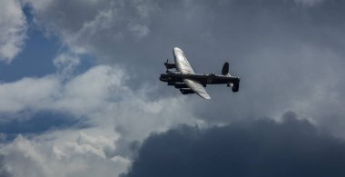 RAF Coningsby, Hughnshire, İngiltere, Eylül 2017, Britanya Muharebesi 'nden Avro Lancaster Bombacısı PA474 460 Lancaster Hava Filosu W5005 ve 50.