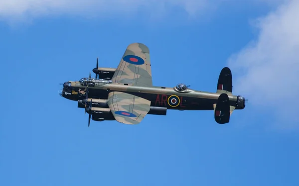 RAF Coningsby, Hughnshire, İngiltere, Eylül 2017, Britanya Muharebesi 'nden Avro Lancaster Bombacısı PA474 460 Lancaster Hava Filosu W5005 ve 50.