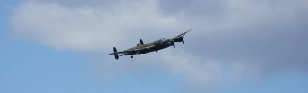 英国皇家空军康宁斯比 2017年9月 英国林肯郡 纪念飞行战役的Avro Lancaster轰炸机Pa474 标识460个中队Lancaster W5005和50个中队 — 图库照片