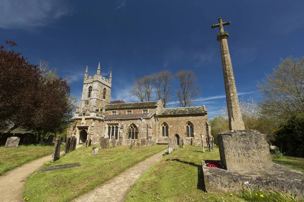 South Newington Oxfordshire England Mai 2016 Blick Auf Die Kirche — Stockfoto
