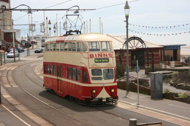 Blackpool No: 703in Sunderland No. 101 - 1934 Balon Car type Blackpool tramvay Blackpool, Lancashire, İngiltere 7 Haziran 2010