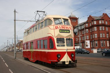 Blackpool No: 703in Sunderland No. 101 - 1934 Balon Car type Blackpool tramvay Blackpool, Lancashire, İngiltere 7 Haziran 2010