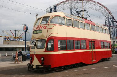 Blackpool No: 703 Sunderland No: 101 1934 Balon Car type Blackpool tramvay Blackpool, Lancashire, İngiltere 7 Haziran 2010