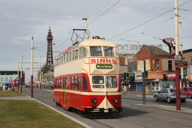 Blackpool No: 703in Sunderland Numarası 10119 34 Balon Car type Blackpool tramvay tramvayı Blackpool, Lancashire, İngiltere 7 Haziran 2010