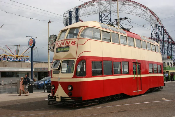 Blackpool No: 703 Sunderland No: 101 1934 Balon Car type Blackpool tramvay Blackpool, Lancashire, İngiltere 7 Haziran 2010