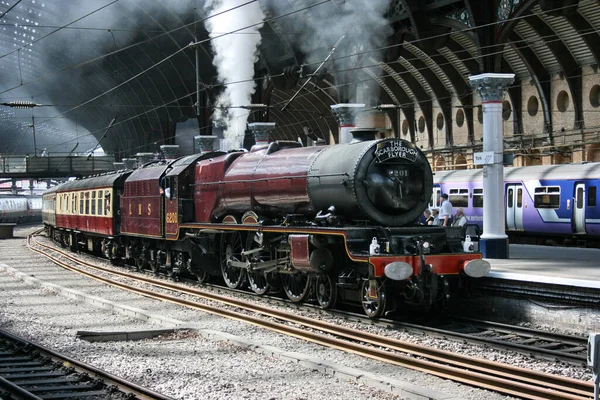 Lms Pacific Steam Locomotive 6201 Принцеса Єлизавета Йоркській Станції Липня — стокове фото