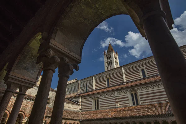 イタリア ヨーロッパ 2019年8月 ゼノ大聖堂の眺め Maggiore — ストック写真