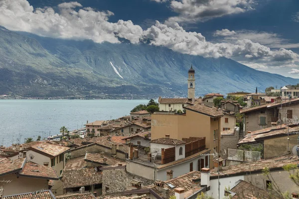 Limone Lago Garda Itália Agosto 2019 Uma Vista Pequena Cidade — Fotografia de Stock