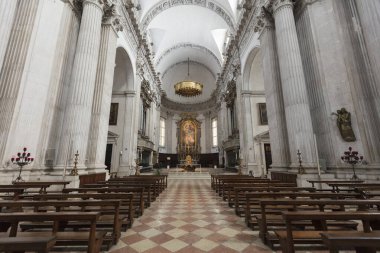 Brescia, İtalya, Avrupa, Ağustos 2019, Yeni Katedral 'in iç manzarası, Duomo Nuovo