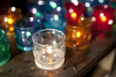 Chiesa di San Giorgio (St. George Kilisesi) Varenna, Como Gölü, İtalya - 29 Ağustos 2011