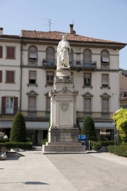 Alessandro Volta Heykeli, Como, İtalya, Ağustos 2011