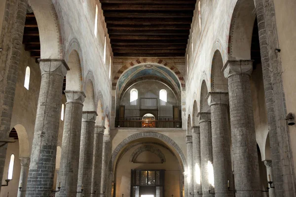 Interior Basilica Sant Abbondio Como Lombardy Italy Europe September 2011 — стоковое фото