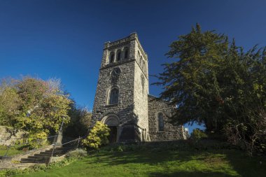 Ashbourne, Derby, Derbyshire, İngiltere: Ekim 2018: Saint John Baptist Kilisesi