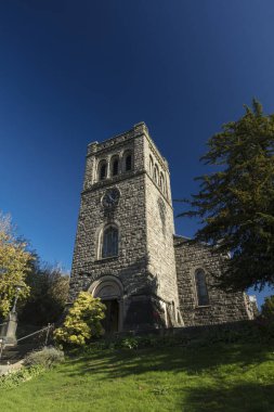 Ashbourne, Derby, Derbyshire, İngiltere: Ekim 2018: Saint John Baptist Kilisesi
