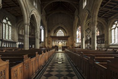 Tideswell, Derbyshire, İngiltere: Ekim 2018: Aziz Vaftizci Kilisesi