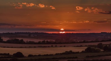 Belchford yakınlarında, the Bluestone Heath Road ve Belchford yakınlarındaki