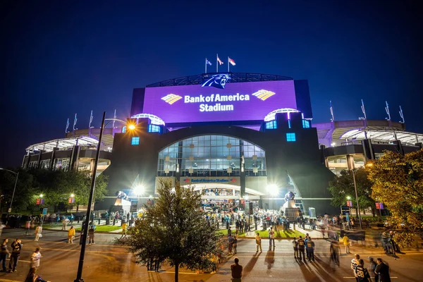 Panthers nfl stadion in stadtzentrum charlotte — Stockfoto