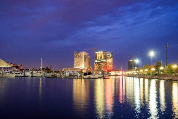 Inner Harbor gebied in het centrum van Baltimore — Stockfoto