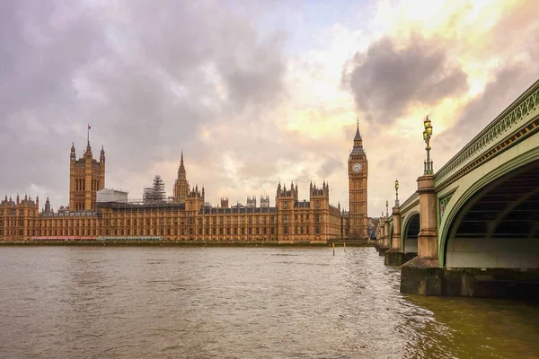 Big Ben e Casas do Parlamento — Fotografia de Stock