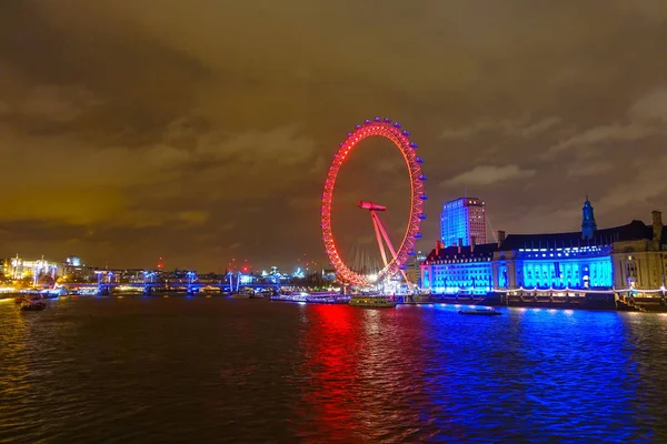 Skyline de Londres y Thame River — Foto de Stock