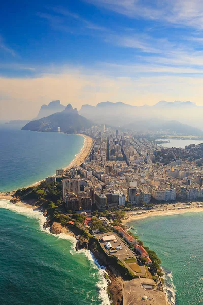 Copacabana Beach and Ipanema beach in Rio de Janeiro, Brazil — Stock Photo, Image