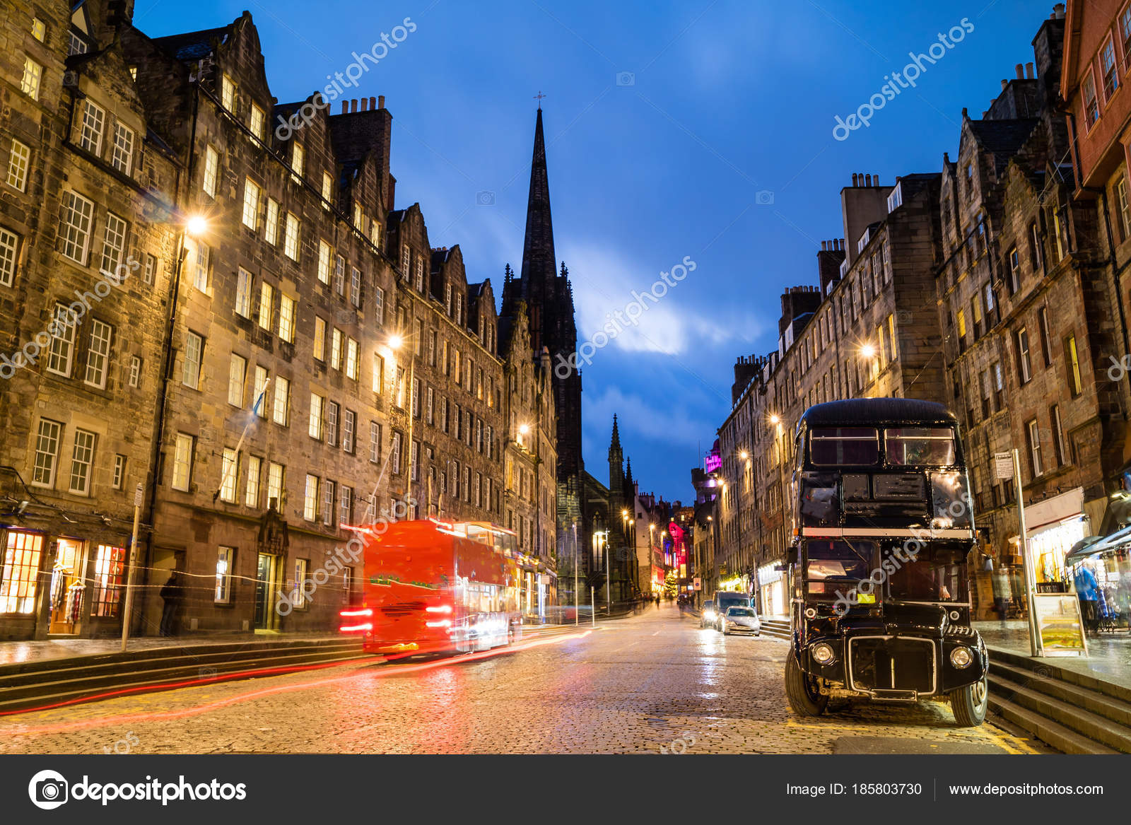 Royal Mile Edinburgh Street View Street View Of The Historic Royal Mile, Edinburgh Stock Photo By ©F11Photo  185803730