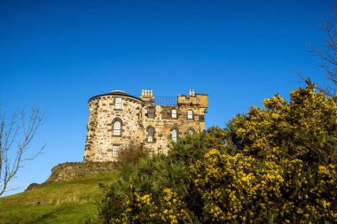 Calton Hill Edinburgh zafer anıtları 