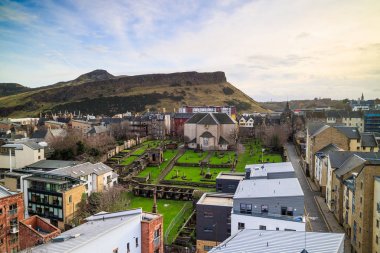 Edinburgh, İskoçya'da eski şehir mezarlığı