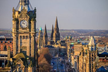 Eski şehir Edinburgh ve Edinburgh castle 