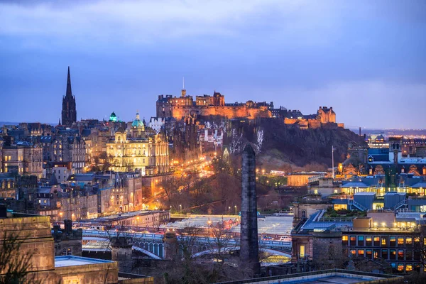 Eski şehir Edinburgh ve Edinburgh castle — Stok fotoğraf