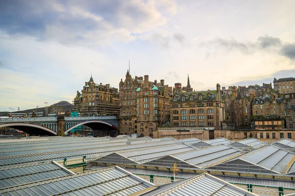 Vieille ville Edimbourg et château d'Edimbourg — Photo