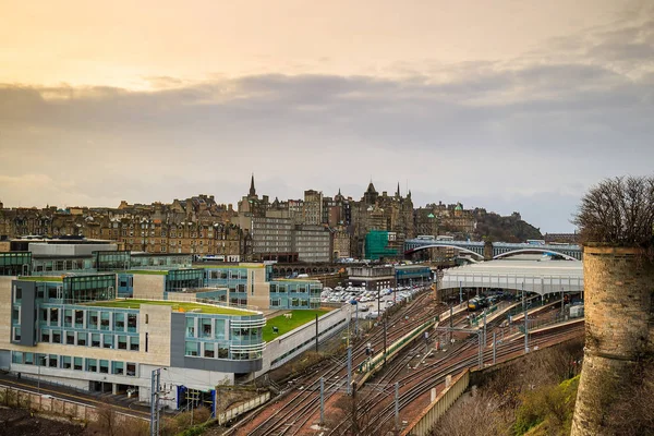 Vieille ville Edimbourg et château d'Edimbourg — Photo