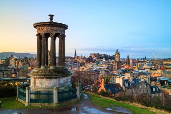 Vista de la ciudad de Edimburgo — Foto de Stock