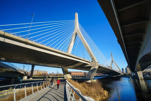 El puente Zakim en Boston, Massachusetts — Foto de Stock