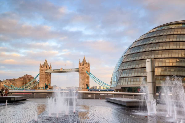 Tower bridge in Londen Verenigd Koninkrijk — Stockfoto