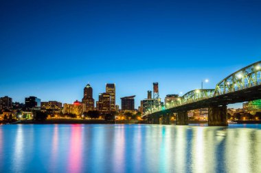 Portland Oregon 'da gece yarısı gökyüzü...