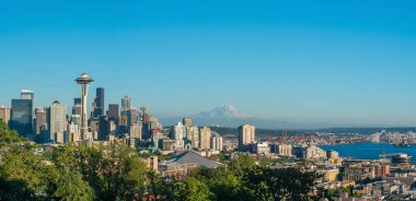 Seattle şehir merkezinin Washington, ABD 'deki ufuk çizgisi