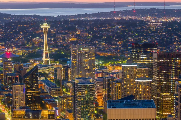 美国华盛顿州西雅图市中心的天际线 — 图库照片