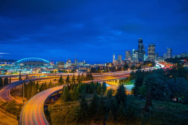 美国华盛顿州西雅图市中心的天际线 — 图库照片