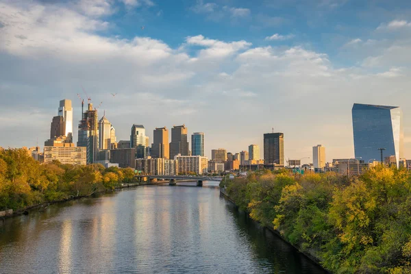 Skyline Der Innenstadt Von Philadelphia Pennsylvania Bei Sonnenuntergang Den Usa — Stockfoto