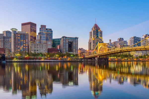 Panorama Centro Pittsburgh Horizonte Crepúsculo — Fotografia de Stock