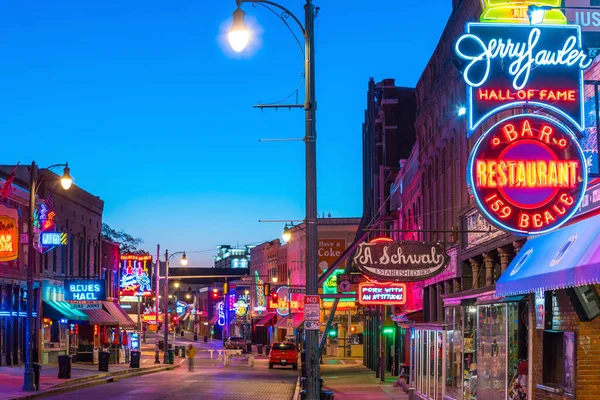 Memphis Usa Listopadu Neonové Znaky Slavných Bluesových Klubů Beale Street — Stock fotografie