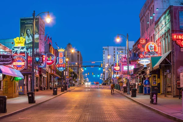 Memphis Usa Listopadu Neonové Znaky Slavných Bluesových Klubů Beale Street — Stock fotografie