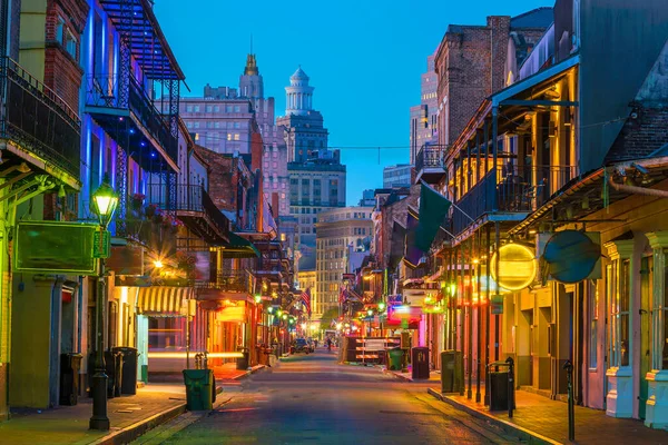 Hospody Bary Neonovými Světly Francouzské Čtvrti New Orleans Usa — Stock fotografie