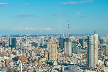 Tokyo şehir merkezinde gökyüzü mavi ile Japonya 'da gökyüzü