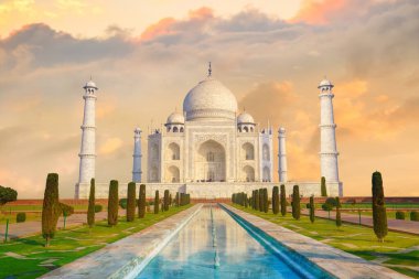 Agra Hindistan 'da Taj Mahal manzarası