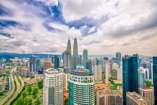 Downtown Kuala Lumpur Skyline Avec Ciel Bleu Malaisie — Photo